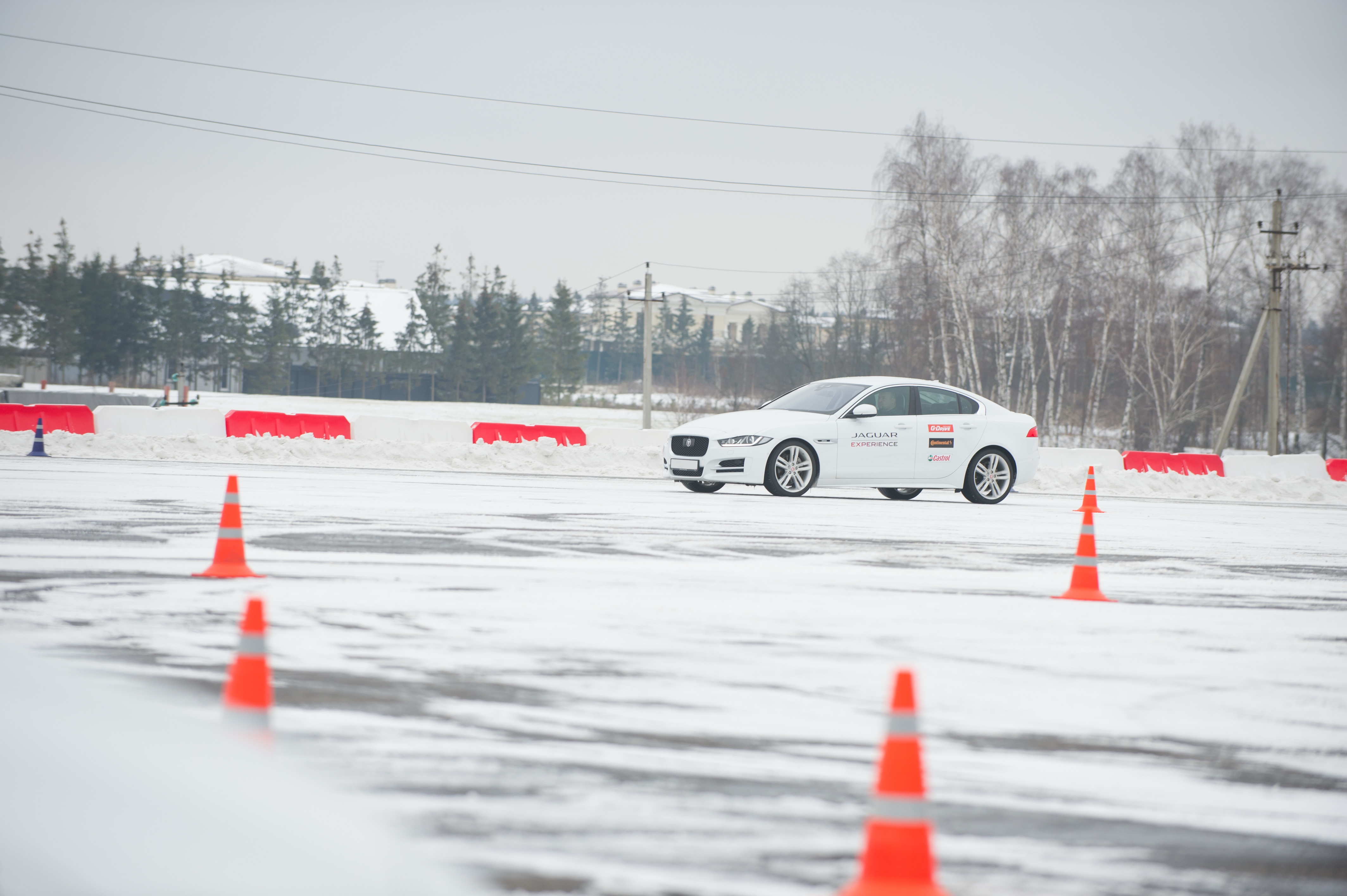 Курсы вождения в экстремальных условиях в Красноярске. Школа Driftpro